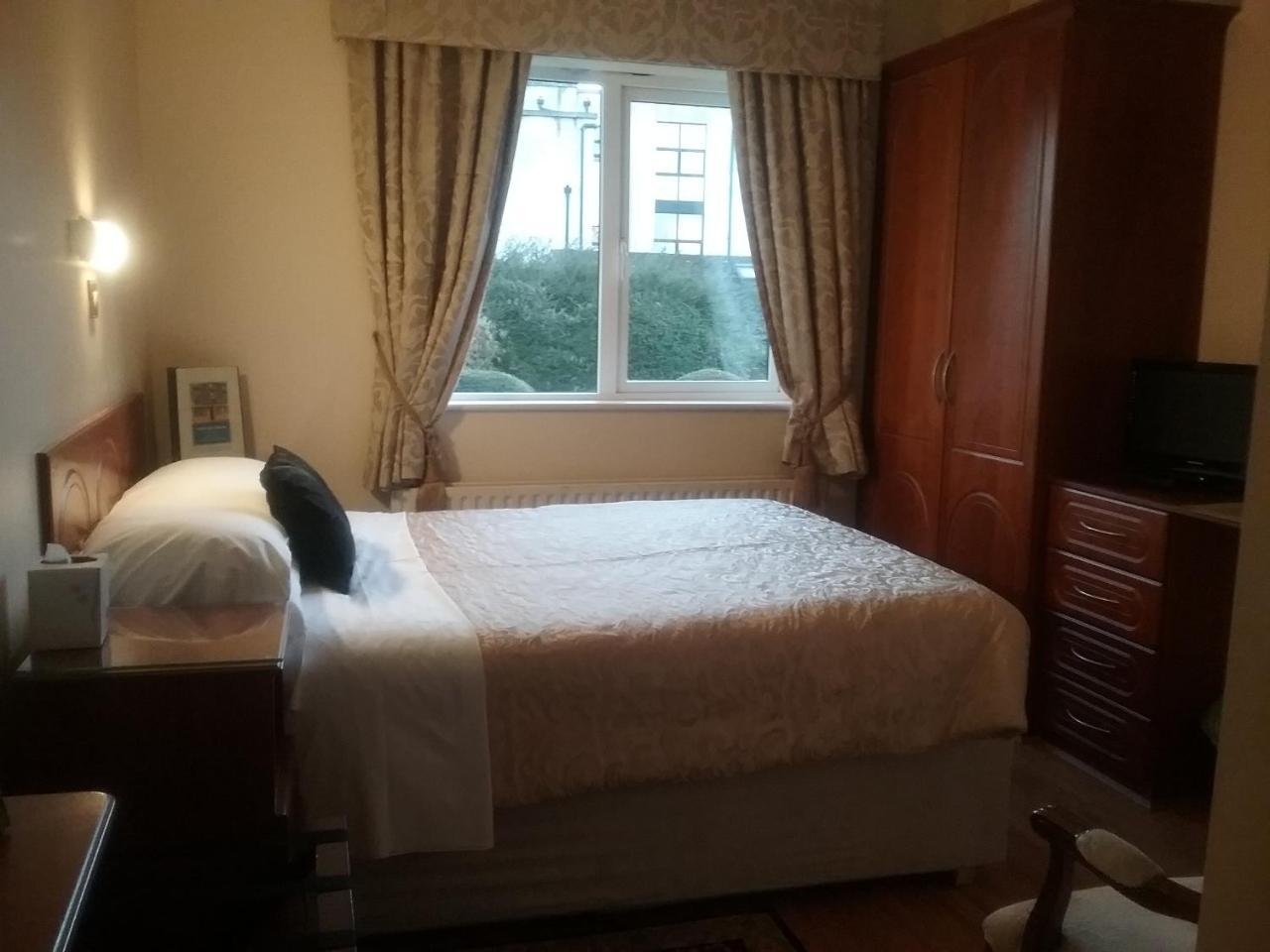 Ashleigh House Bed & Breakfast Монахан Экстерьер фото
